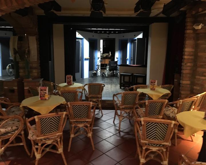 Theater Café Dolce Vita